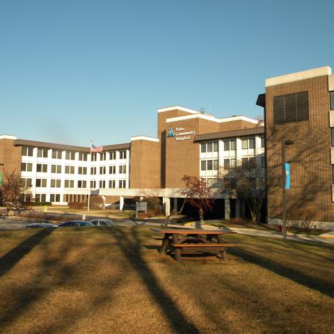 Palo Community Hospital